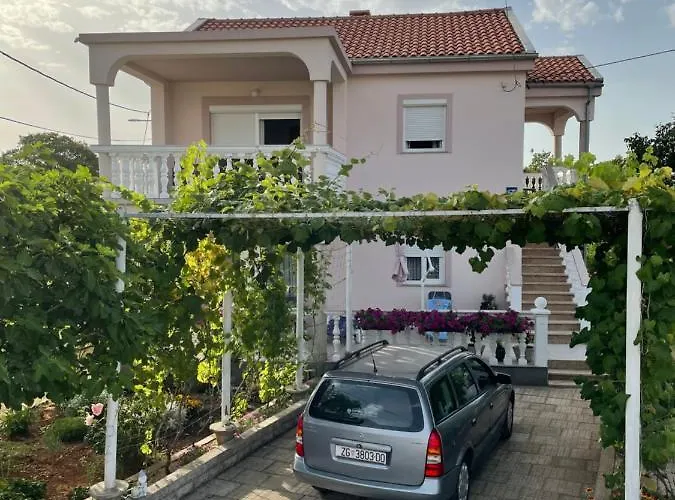 Apartmani Mirela